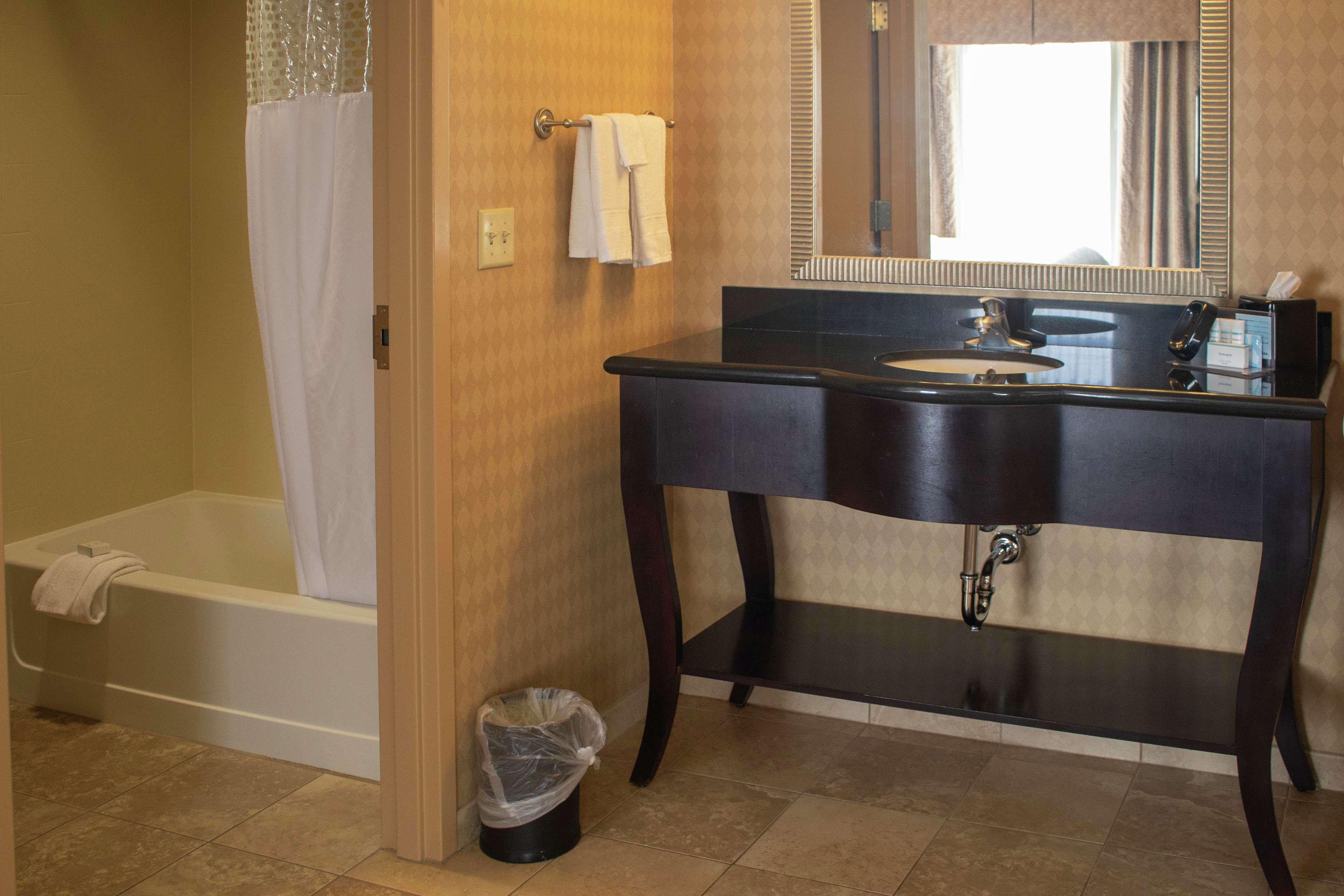 Hampton Inn & Suites-Knoxville/North I-75 Екстериор снимка