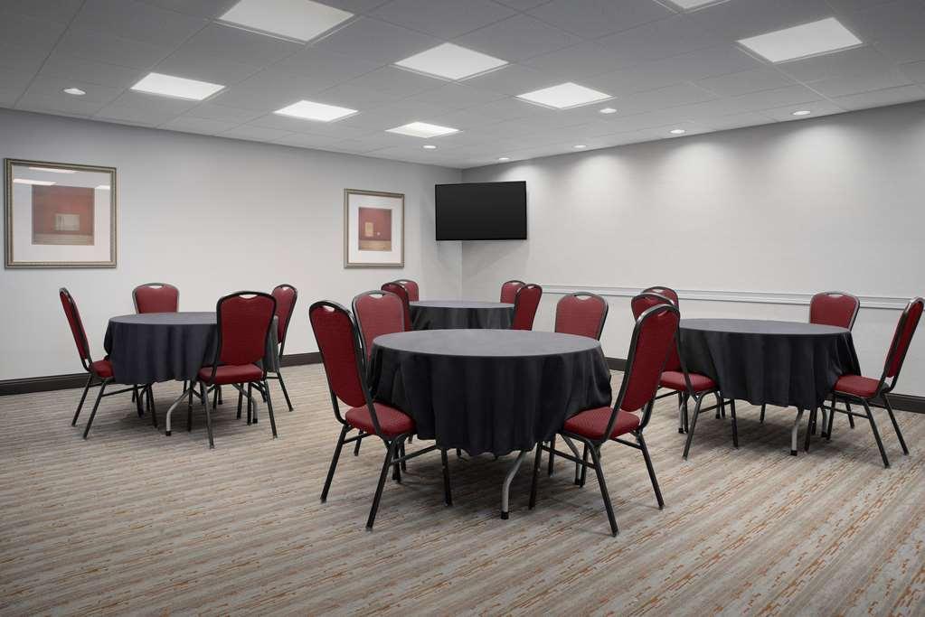 Hampton Inn & Suites-Knoxville/North I-75 Съоръжения снимка