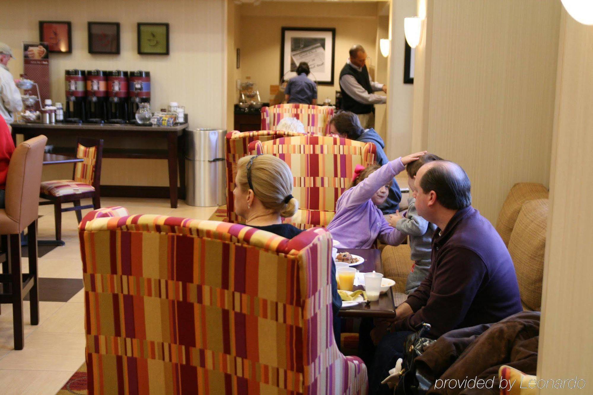 Hampton Inn & Suites-Knoxville/North I-75 Ресторант снимка