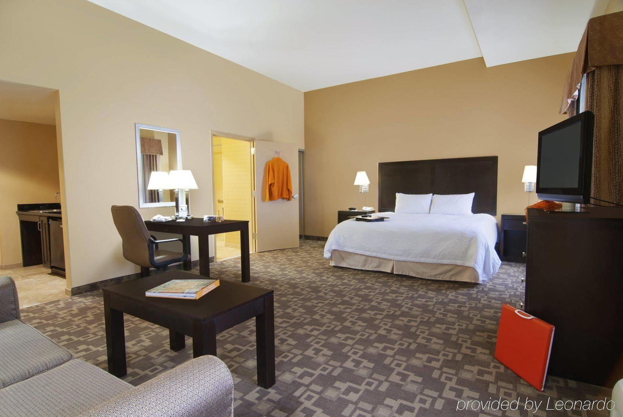 Hampton Inn & Suites-Knoxville/North I-75 Екстериор снимка