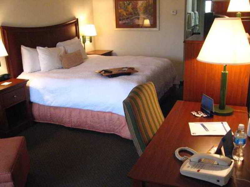Hampton Inn & Suites-Knoxville/North I-75 Стая снимка